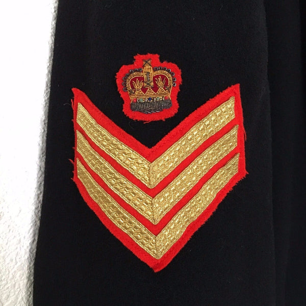 BRITISH ARMY ROYAL SIGNAL CORPS MESS DRESS UNIFORM NAMED SERGEANT STAPLETON - arustocracy