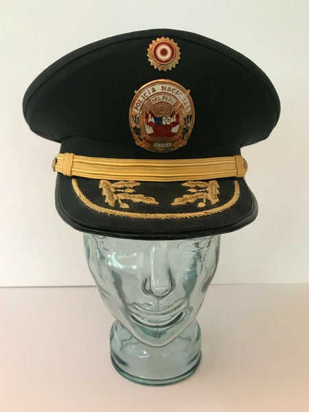 OBSOLETE PERUVIAN NATIONAL POLICE UNIFORM HAT WITH ENAMEL BADGE - arustocracy