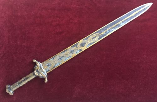 DECORATIVE CHINESE BRONZE CEREMONIAL SWORD LONGQUAN QOUJIAN STYLE - arustocracy