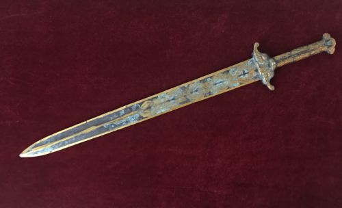 DECORATIVE CHINESE BRONZE CEREMONIAL SWORD LONGQUAN QOUJIAN STYLE - arustocracy