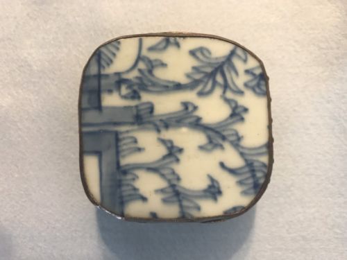 ANTIQUE CHINESE BLUE AND WHITE PORCELAIN SHARD IN SILVER PLATED BOX - arustocracy