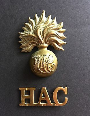WWI BRITISH HONOURABLE ARTILLERY COMPANY REGIMENT HAC ARMY UNIFORM  BADGES - arustocracy