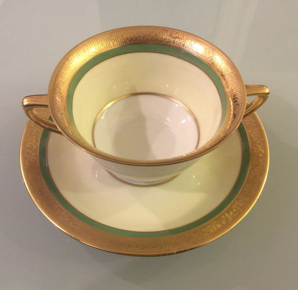 ANTIQUE H&C HEINRICH & CO. CRUST GOLD GREEN GILDED CUP SAUCER SENTA SELB BAVARIA - arustocracy