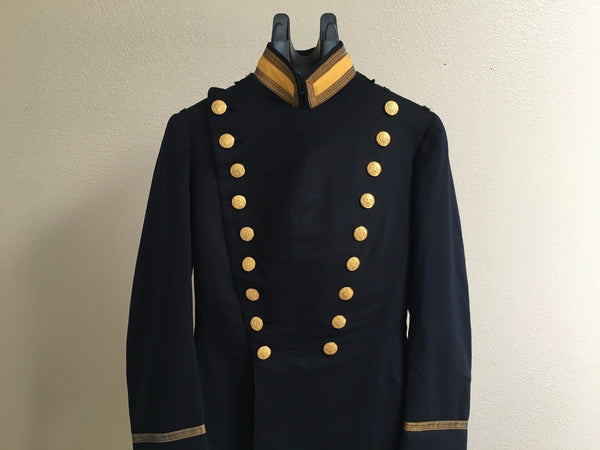 WWI US ARMY 1902 MODEL CAVALRY OFFICER DRESS UNIFORM FROCK COAT NAMED - arustocracy