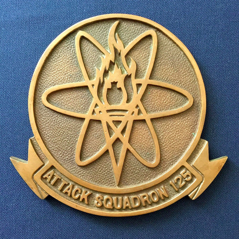 US NAVY FIGHTER ATTACK SQUADRON 125 BRONZE PLAQUE FA-125 F-125 60S OR 70S - arustocracy