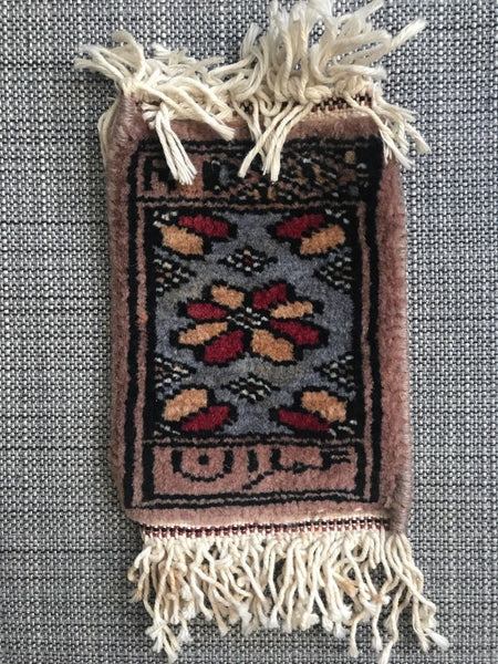 SALESMANS SAMPLES VINTAGE RUGS/CARPETS - SEVEN RUGS - arustocracy