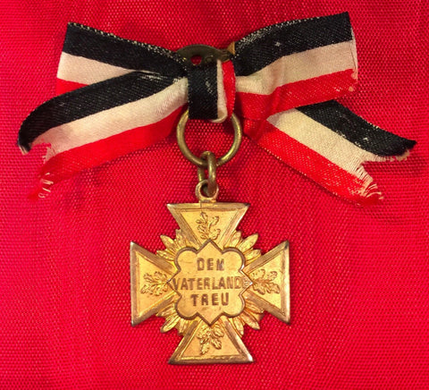 IMPERIAL GERMAN PRUSSIAN PRE WWI CROSS BADGE MEDAL PIN DEM VATERLANDE TREU - arustocracy