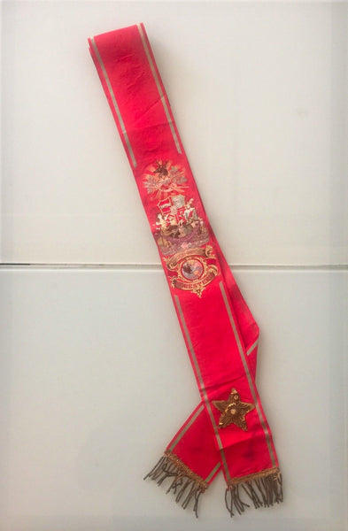 ANTIQUE SILK JACQUARD EMBROIDERED ORDER OF FORESTERS SILK SASH STEVENS GRAPH - arustocracy