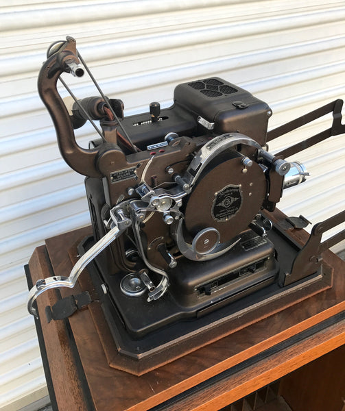 Rare 1930 Kodascope Model B Early 16mm Library Projector With Art Deco Cabinet and Manuals - arustocracy