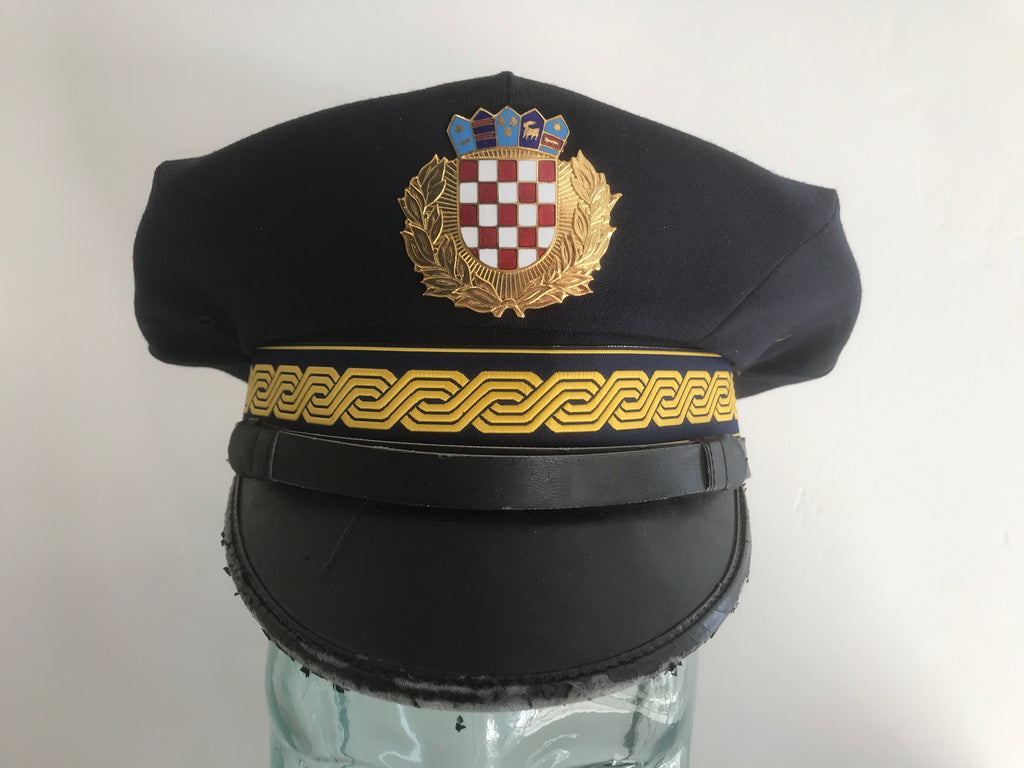 OBSOLETE VINTAGE CROATIA POLICE UNIFORM CAP WITH ENAMEL BADGE