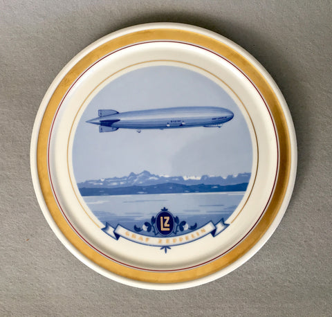 RARE 1928 GERMAN GRAF ZEPPELIN AIRSHIP PORCELAIN PLATE LZ 127 HEINRICH & CO. BAVARIA - arustocracy
