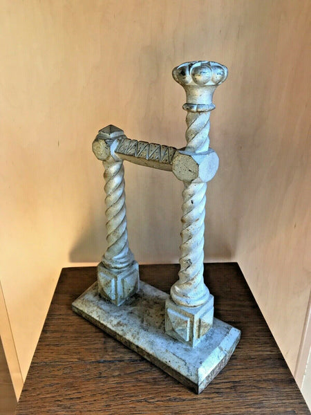 VICTORIAN TWISTED SPIRAL COLUMN FORM CAST IRON ANDIRONS FIREDOGS - arustocracy